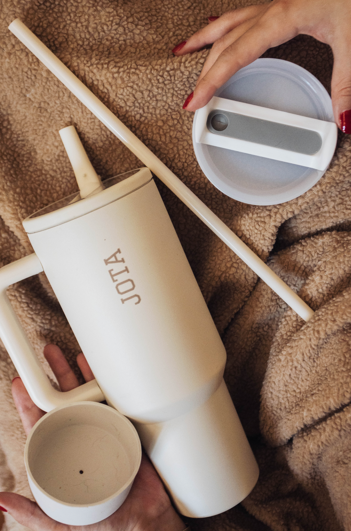 PACK | Mug 1200ml + base de silicona (2 Tapas de Regalo🎁)